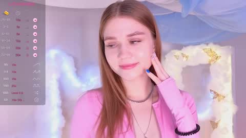 Snapshot of alisia_spinnet chatting on February 2025 07:18:01 AM Alisia online show from February 2025 07:18:01 AM