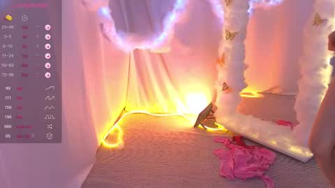 Snapshot of alisia_spinnet chatting on February 2025 10:18:02 AM Alisia online show from February 2025 10:18:02 AM