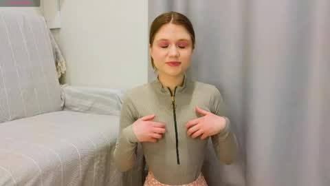 Alisia online show from May 2026 03:19:02 PM