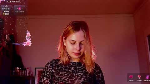 Alisa online show from December 2025 09:29:02 AM