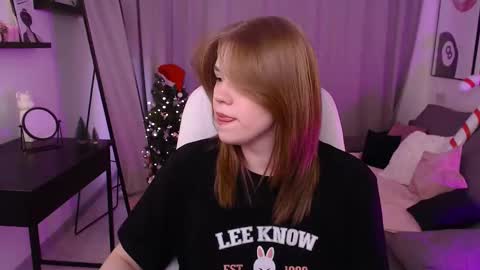 Snapshot of alison_doody chatting on December 2025 07:39:02 AM Alison online show from December 2025 07:39:02 AM