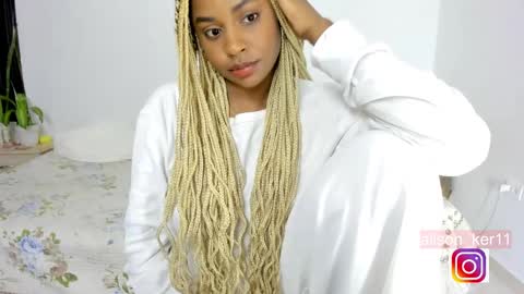 Snapshot of alison_ker chatting on January 2025 11:10:01 AM Sofias house online show from January 2025 11:10:01 AM