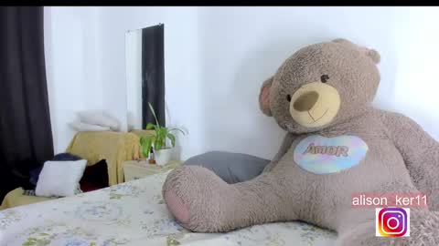 Snapshot of alison_ker chatting on February 2025 06:56:02 AM Sofias house online show from February 2025 06:56:02 AM