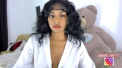 Snapshot of alison_ker chatting on February 2025 06:43:02 AM Sofias house online show from February 2025 06:43:02 AM