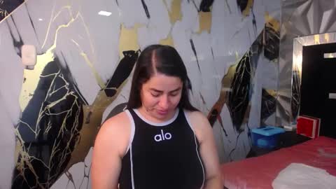 Snapshot of alison_marr chatting on January 2026 07:07:02 PM alison_marr online show from January 2026 07:07:02 PM