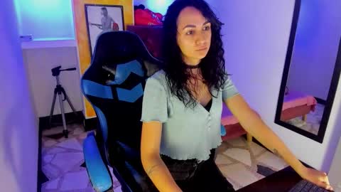 ALISON MOON online show from October 2025 11:39:02 AM