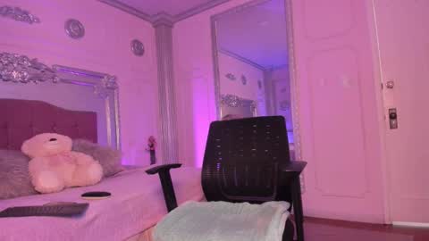 Alison Fishert online show from January 2025 11:42:02 AM