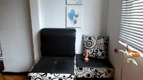Alisonturbay online show from May 2026 12:57:01 PM