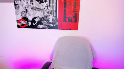 Snapshot of alissa_smith_ chatting on May 2026 02:02:01 PM alissa_smith_ online show from May 2026 02:02:01 PM