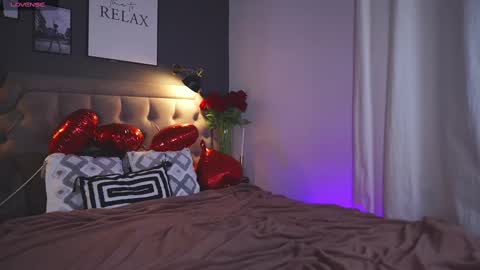 Alissa online show from February 2025 01:06:01 PM