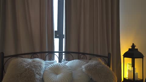 Alissa online show from January 2025 12:37:01 PM