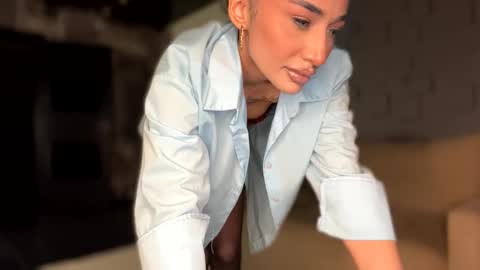 Alissa online show from September 2025 02:29:02 PM