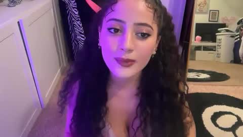 alissajaede online show from October 2025 01:00:02 AM