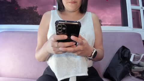 Alissa online show from May 2026 12:01:02 PM