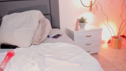 Snapshot of alissanix chatting on February 2025 02:59:02 AM AlissaNix online show from February 2025 02:59:02 AM