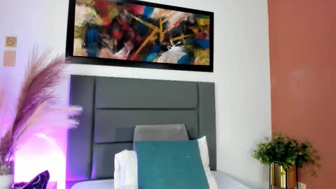 Snapshot of alissanix chatting on February 2026 04:27:02 PM AlissaNix online show from February 2026 04:27:02 PM