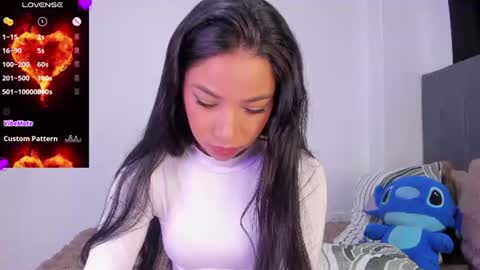 Mara  Isabel online show from July 2026 06:32:02 PM