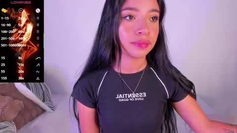 alissarose_1 online show from April 2026 01:12:01 AM