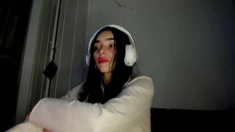 Snapshot of alisson369_ chatting on April 2026 09:07:01 AM Alisson369 online show from April 2026 09:07:01 AM