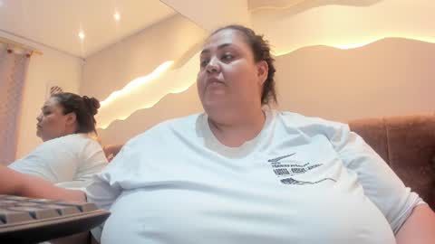 Alisson online show from July 2026 05:20:01 PM