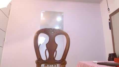 Snapshot of alisson_freckles chatting on December 2024 01:50:02 AM Alisson online show from December 2024 01:50:02 AM