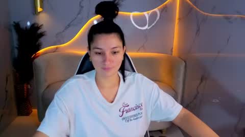 alisson_tx_ online show from July 2026 08:40:01 PM