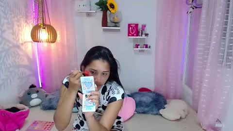 Snapshot of alisson_wiley chatting on December 2025 06:39:02 AM alisson online show from December 2025 06:39:02 AM