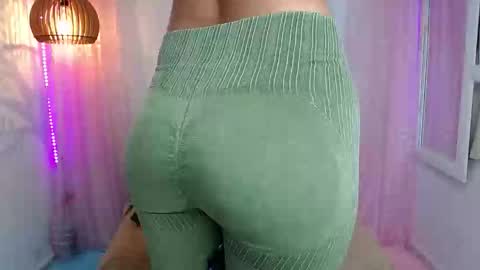 Snapshot of alisson_wiley chatting on January 2026 06:06:02 AM alisson online show from January 2026 06:06:02 AM