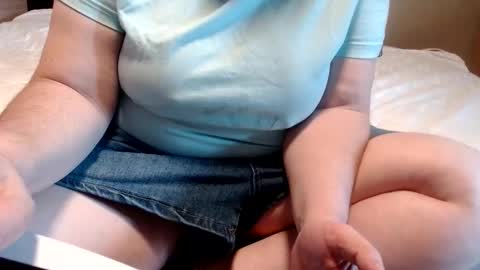 Alissonnat online show from May 2026 11:31:02 AM