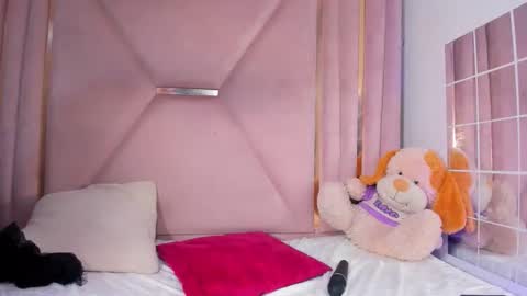 Snapshot of alissonrobertsh chatting on November 2025 04:17:02 PM AlissonRobertsh online show from November 2025 04:17:02 PM