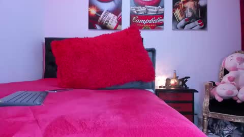 Mistress Alisson  online show from February 2025 12:20:01 PM