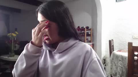 Snapshot of alix_beltran chatting on February 2025 01:23:02 AM Alix online show from February 2025 01:23:02 AM