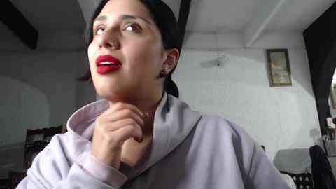 Snapshot of alix_beltran chatting on March 2025 01:31:02 AM Alix online show from March 2025 01:31:02 AM