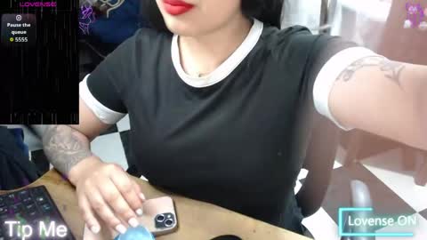 Alix online show from May 2026 12:49:01 AM