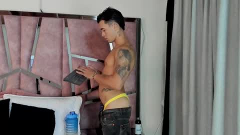 alix online show from September 2025 09:41:02 PM