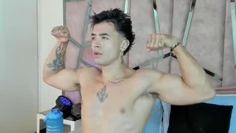 alix online show from October 2025 09:38:01 PM