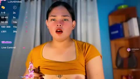 A CUTE GIRL NAME ALIYAH online show from July 2026 02:12:02 PM