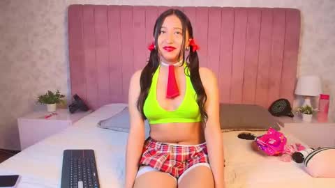 aliyah_rielle online show from November 2025 07:13:02 PM