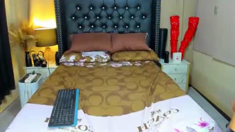 Snapshot of aliyahdeluxx chatting on October 2025 05:19:02 AM aliyah online show from October 2025 05:19:02 AM