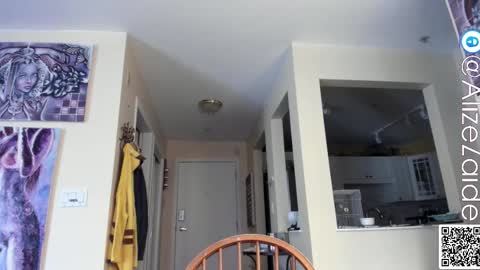 Alize Zaide online show from October 2025 07:03:01 PM