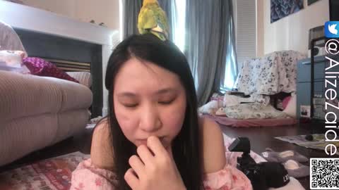 Alize Zaide online show from November 2025 08:09:01 PM