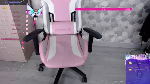 Snapshot of alla016 chatting on December 2024 08:00:02 PM Alla online show from December 2024 08:00:02 PM