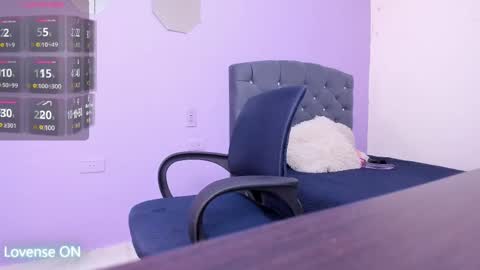 Snapshot of allanaa_0 chatting on January 2025 11:52:01 AM allana online show from January 2025 11:52:01 AM