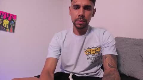 Snapshot of allanbarreto chatting on December 2025 01:35:01 AM Allan online show from December 2025 01:35:01 AM