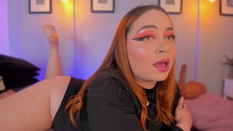 Laura online show from February 2026 06:12:01 AM