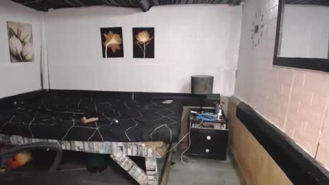 Snapshot of allday_mistress chatting on September 2025 05:46:02 PM trina online show from September 2025 05:46:02 PM