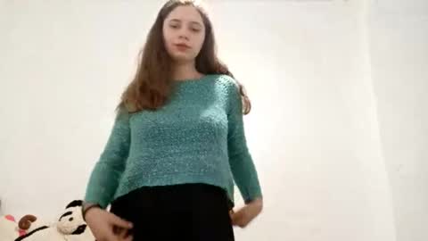 Snapshot of alleendellos chatting on February 2026 05:28:01 PM Rina online show from February 2026 05:28:01 PM