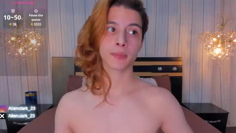 Snapshot of allen_clark chatting on February 2025 04:04:02 AM Allen online show from February 2025 04:04:02 AM