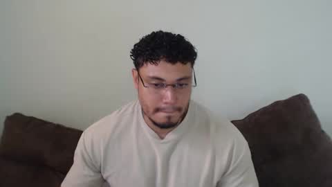 allen_ferrer10 online show from April 2026 02:39:01 PM