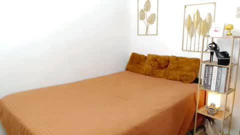 Snapshot of allena_anderson chatting on November 2025 04:40:01 AM Your Lovely Allena online show from November 2025 04:40:01 AM